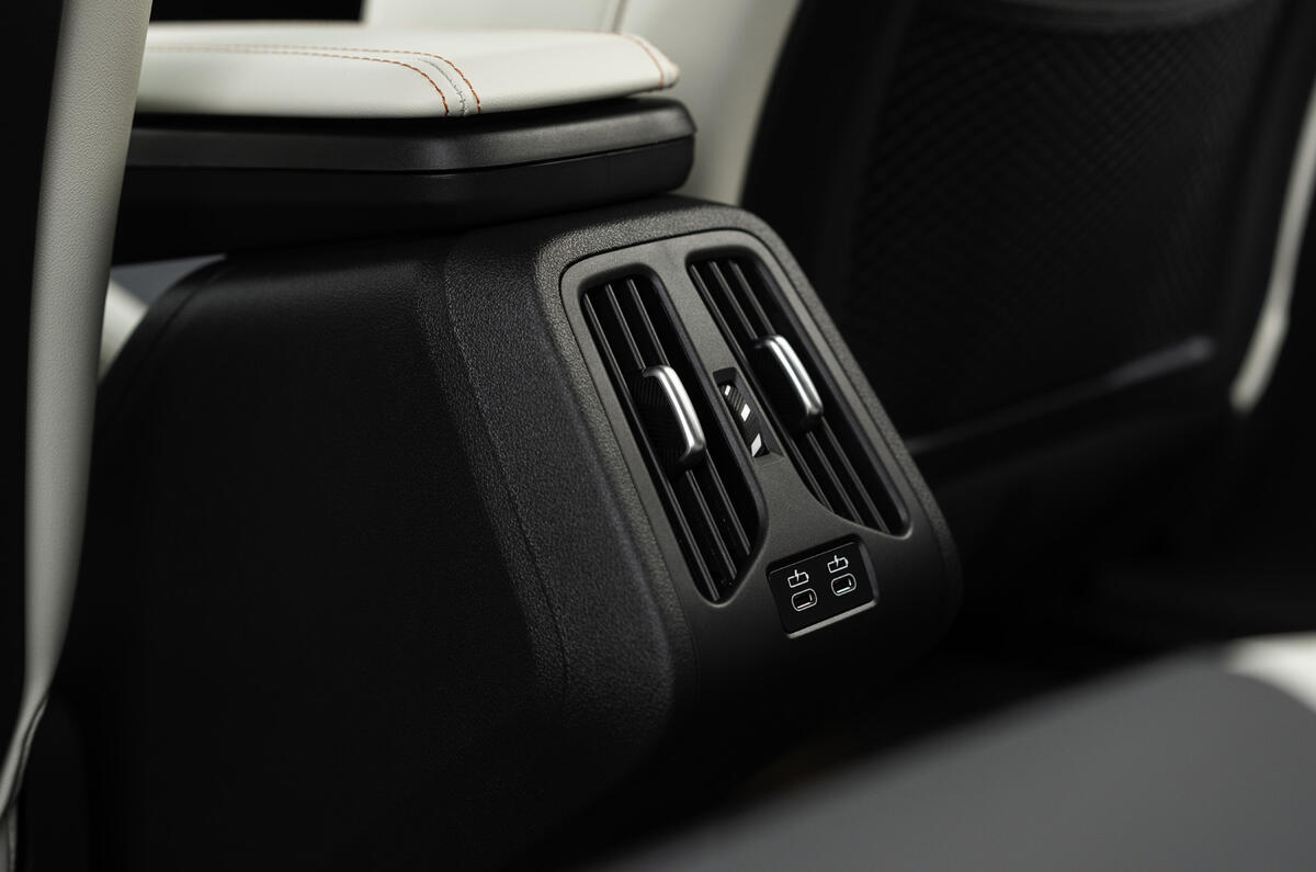 BMW iX2 air vents BMW iX2 air vents