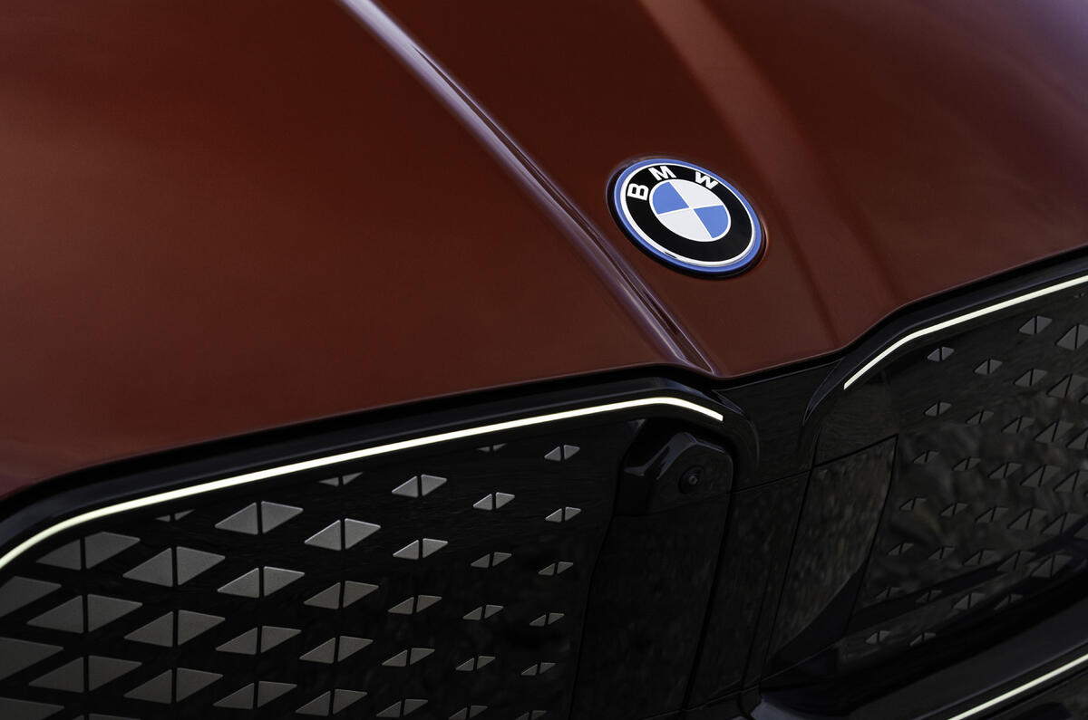 BMW iX2 front grille BMW iX2 front grille