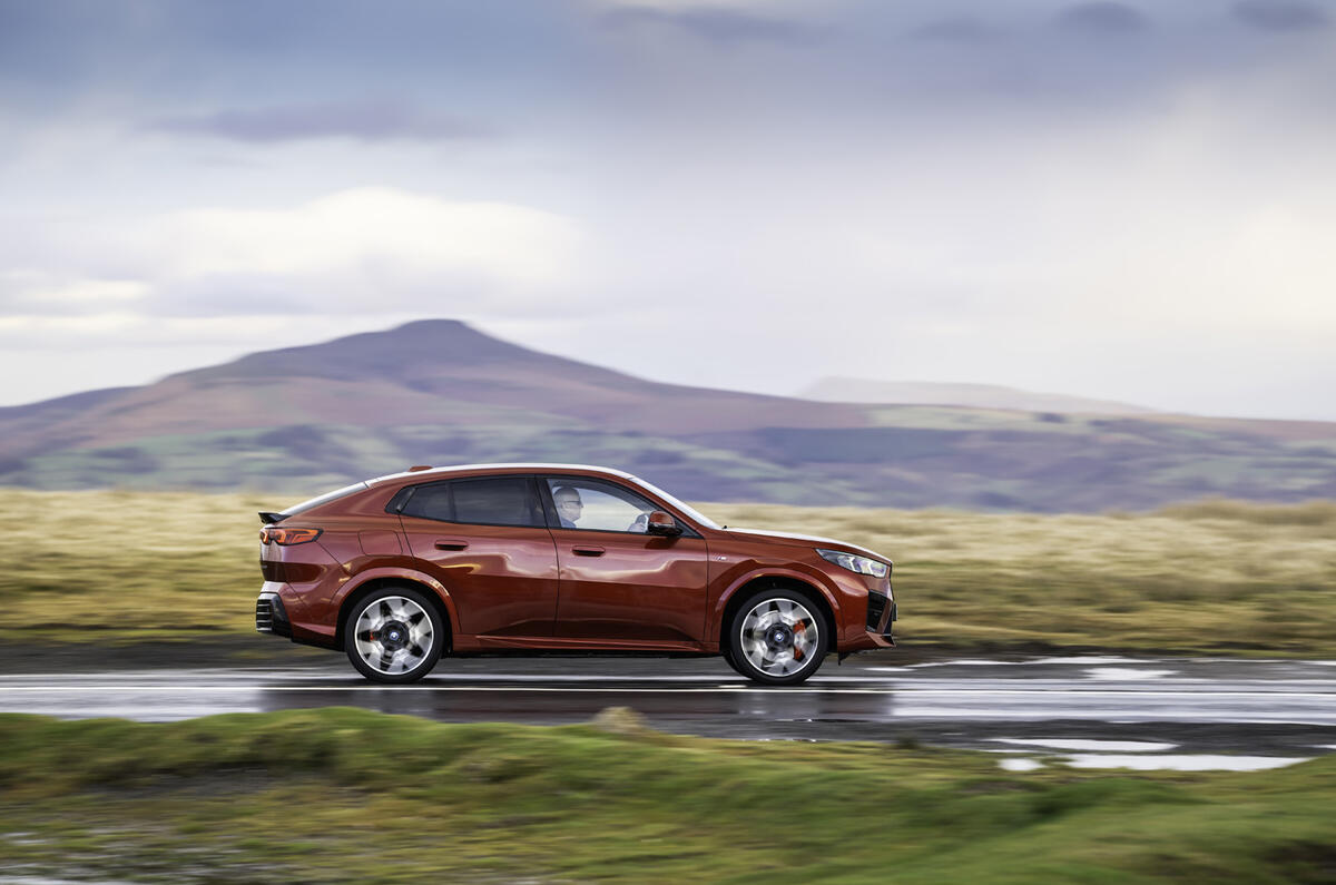 BMW iX2 side BMW iX2 side