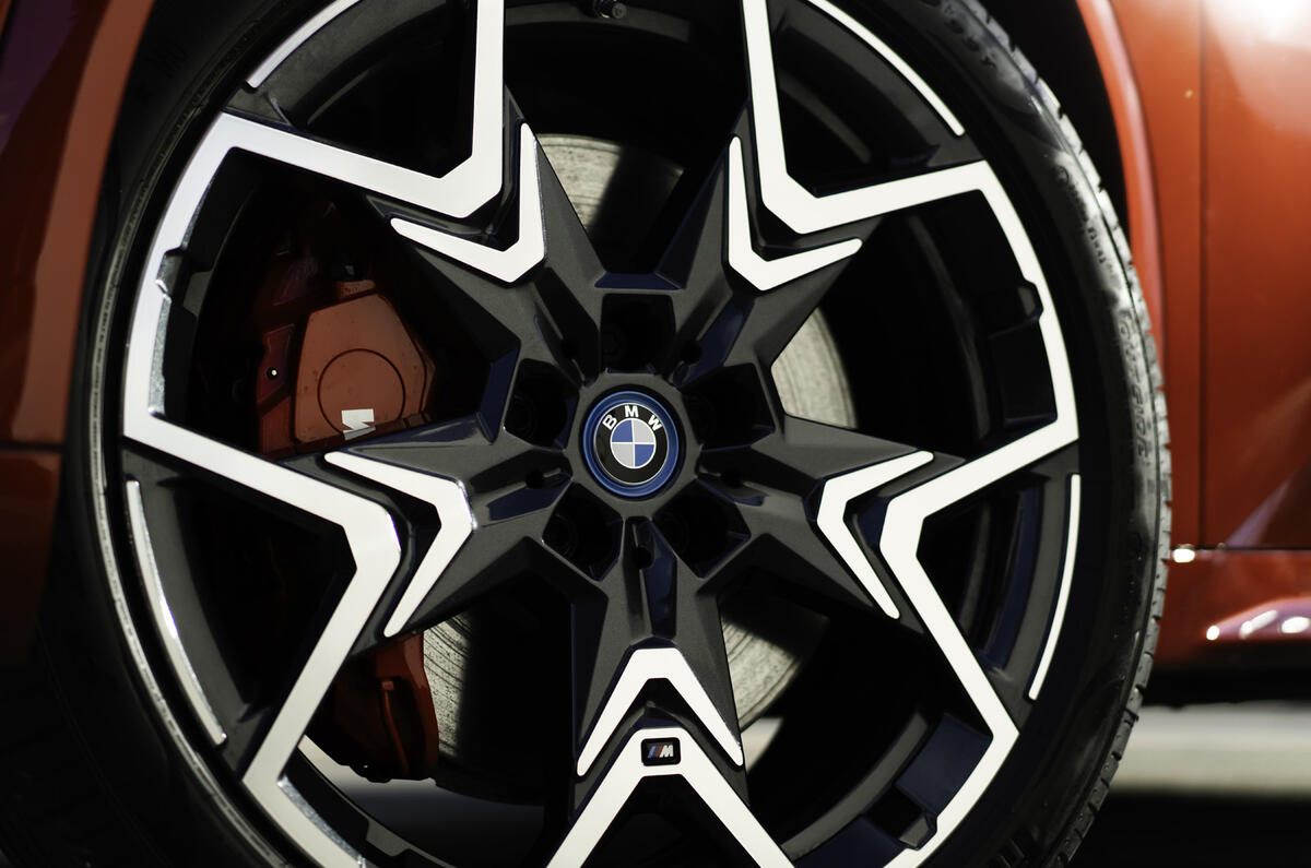 BMW iX2 wheel details BMW iX2 wheel details