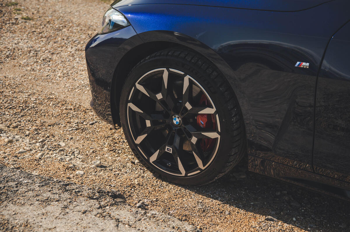 BMW M440i Cabriolet in blue   front corner BMW M440i Cabriolet in blue   front corner