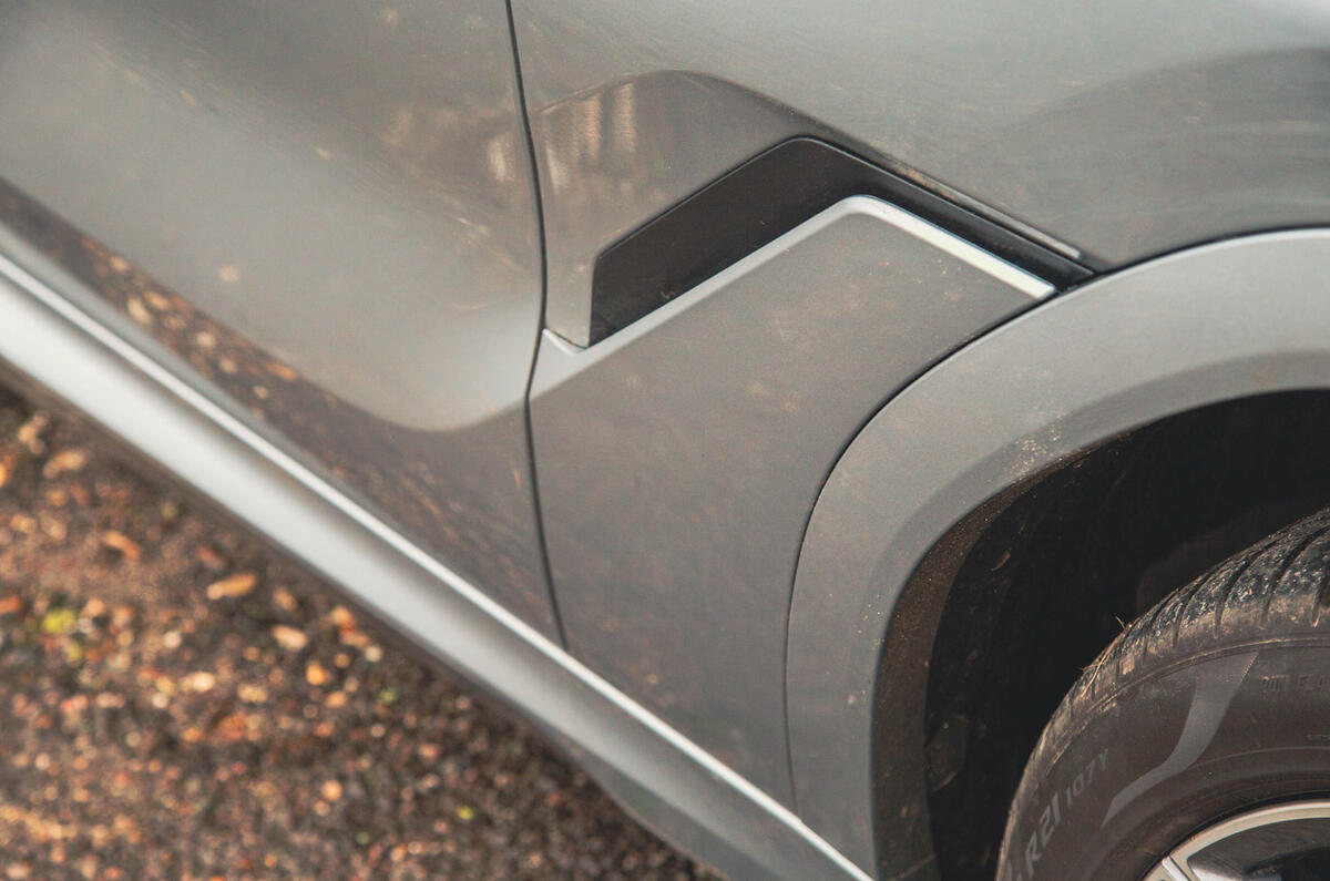 BMW X6 wheel arch BMW X6 wheel arch