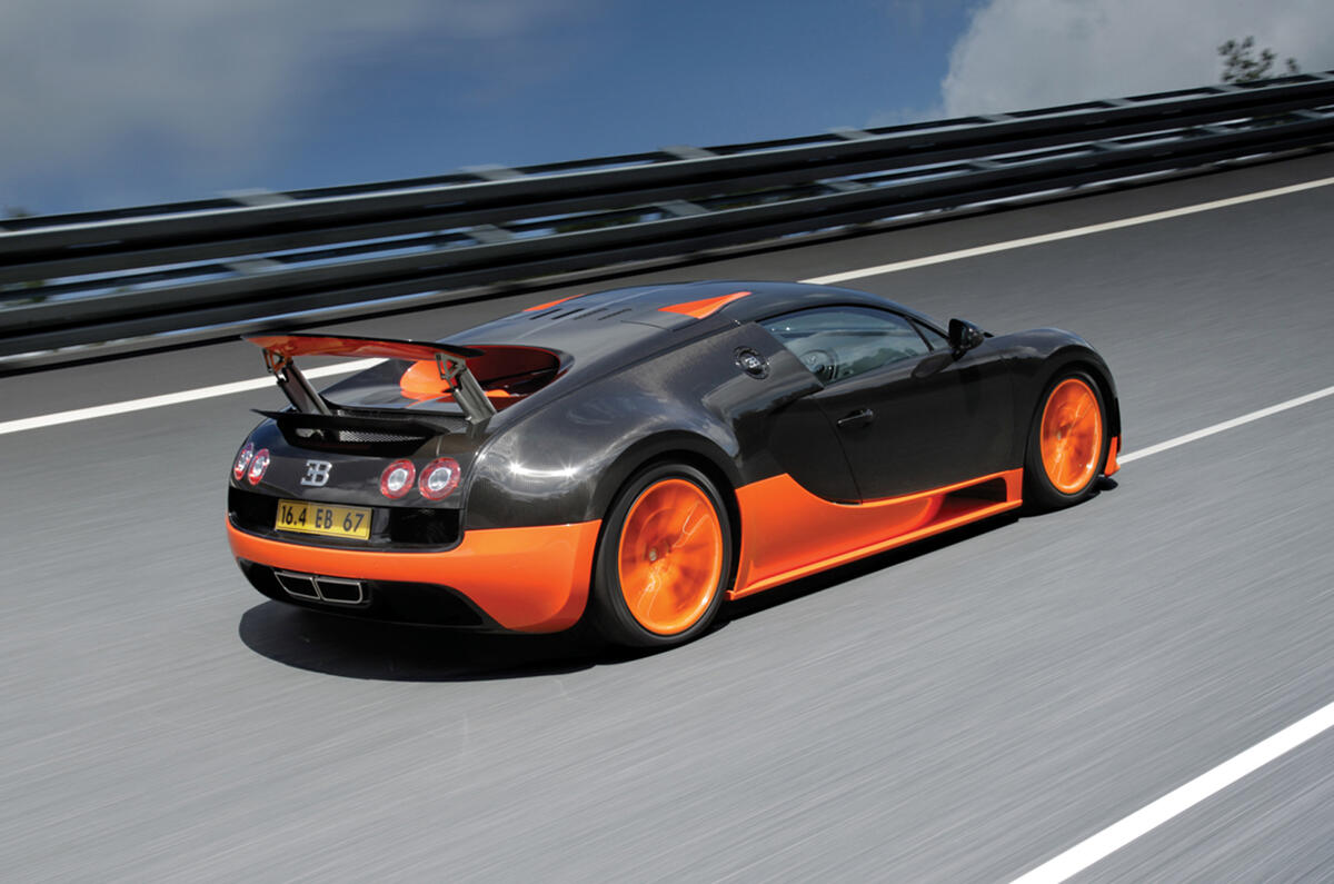 Bugatti sets land speed record