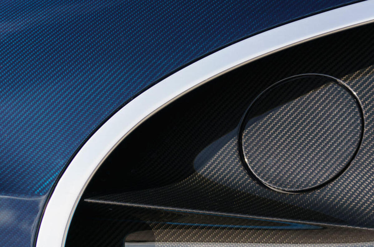 Bugatti Chiron fuel cap