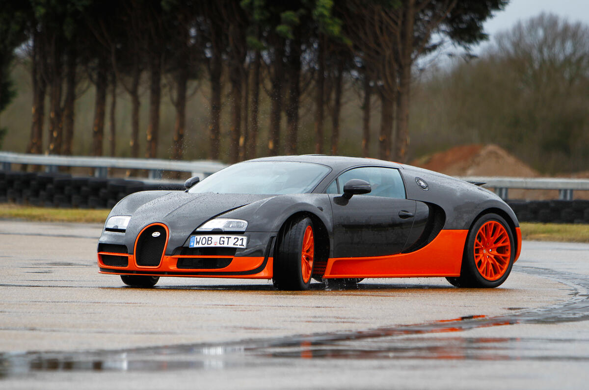Surprisingly, the Veyron isn't an intimidating car to drive on the road Bugatti Veyron Super Sport