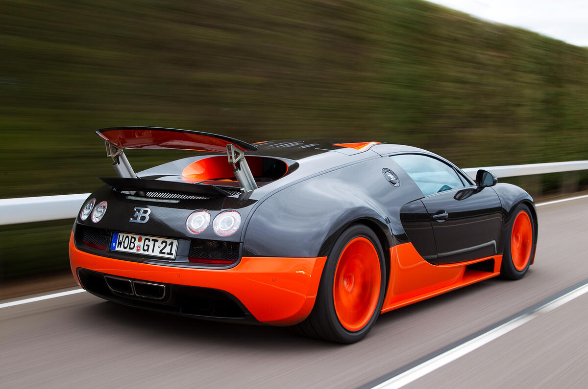 1183bhp means the Super Sport can reach 100mph in less than 5secs Bugatti Veyron Super Sport