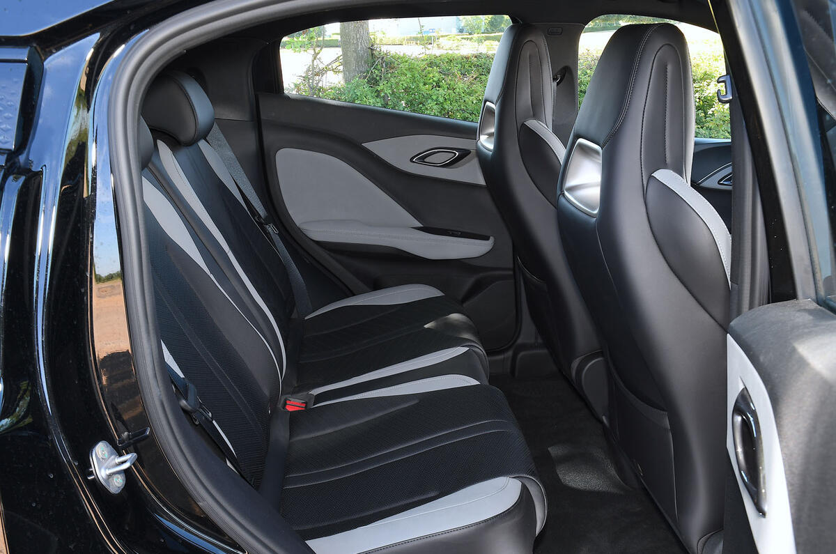BYD Dolphin Surf RT 2025 Review 25 places arrière 0100
