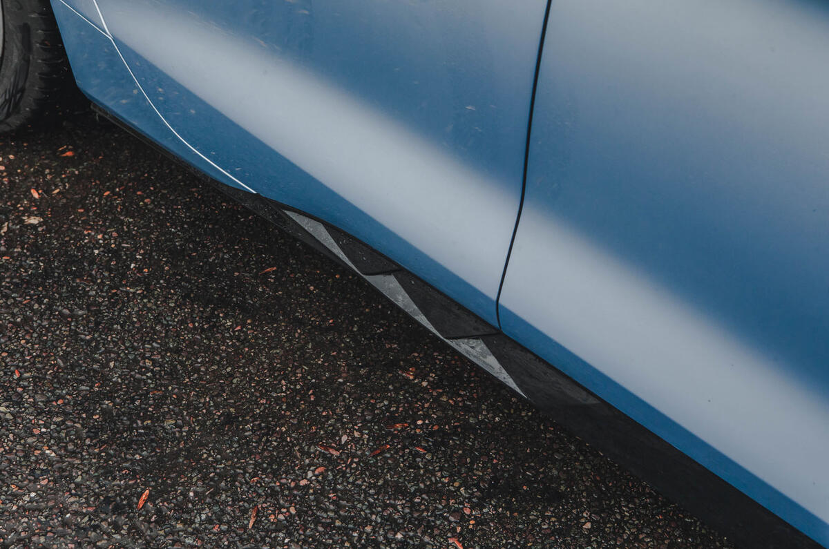 byd seal review 2024 06 sill