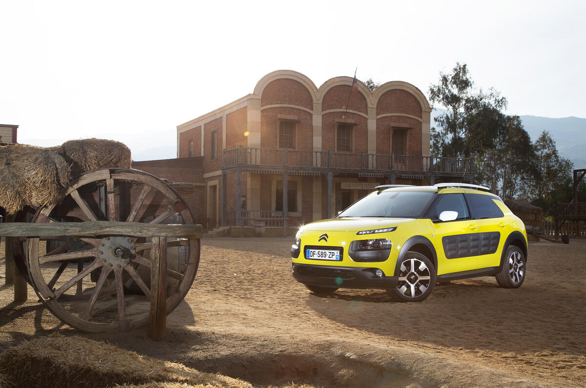 Citroen C4 Cactus vs the desert - picture special 
