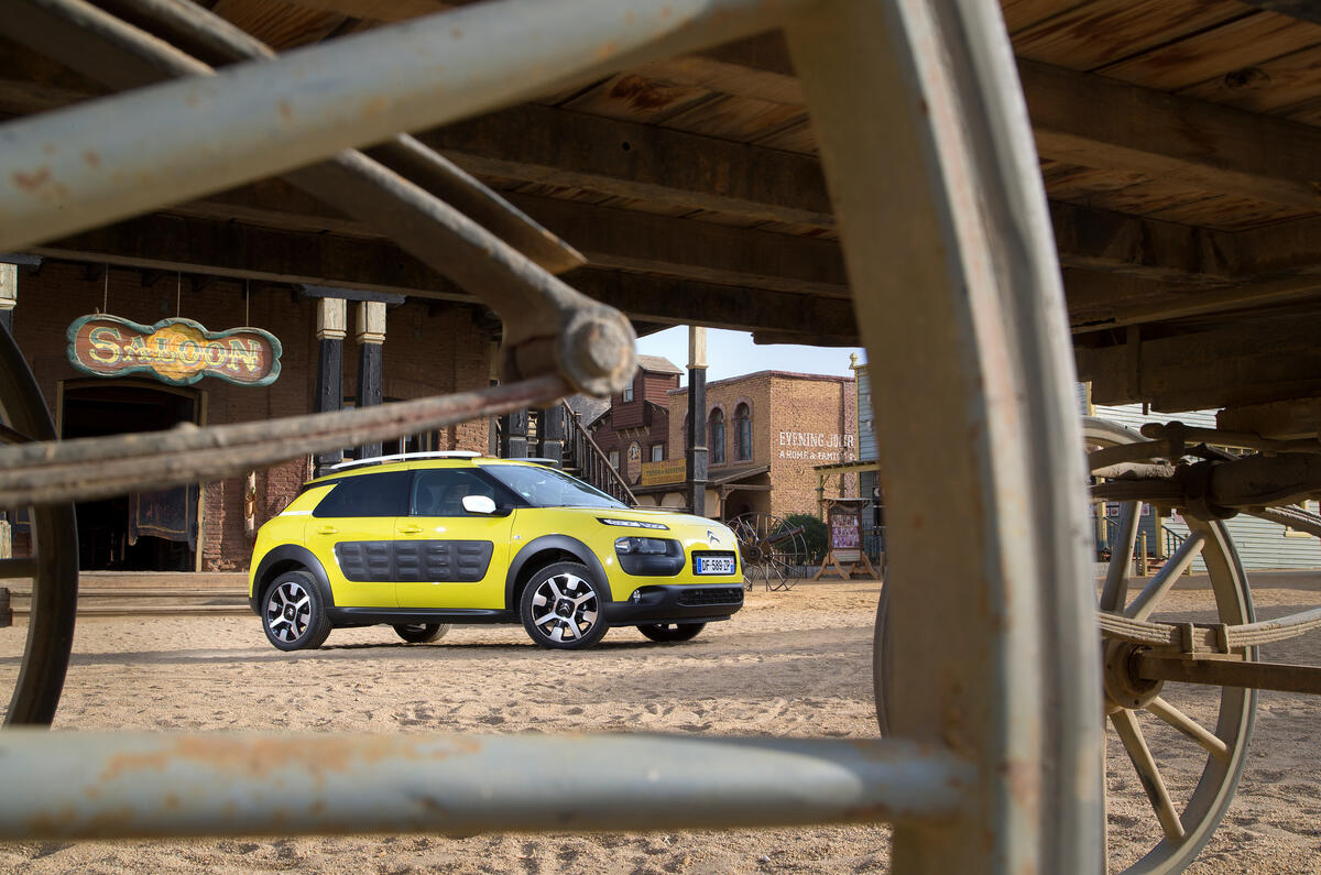 Citroen C4 Cactus vs the desert - picture special 