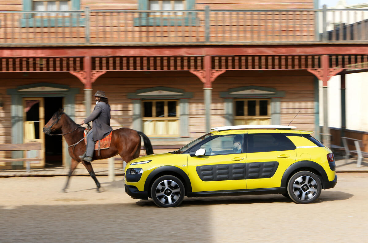Citroen C4 Cactus vs the desert - picture special 