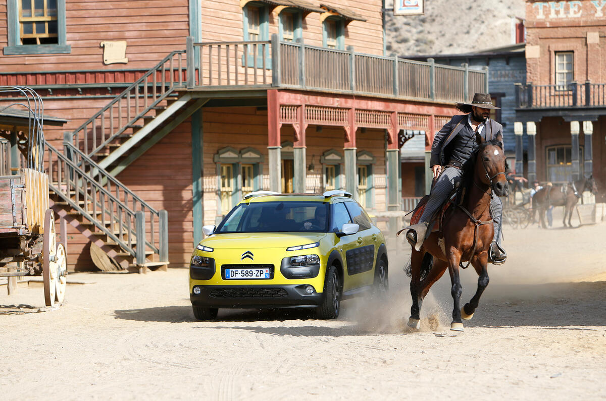 Citroen C4 Cactus vs the desert - picture special 