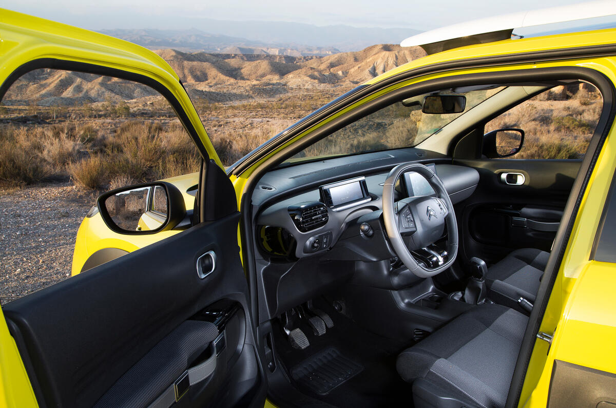 Citroen C4 Cactus vs the desert - picture special 