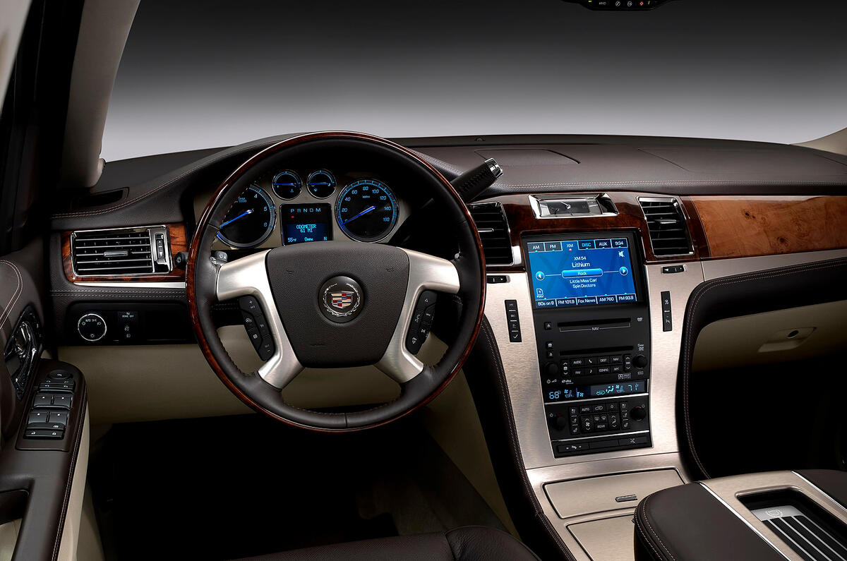 2017 Escalade Interior >> Cadillac Escalade 2005-2010 Review (2017) | Autocar 2017 Escalade Interior >> Cadillac Escalade 2005-2010 Review (2017) | Autocar