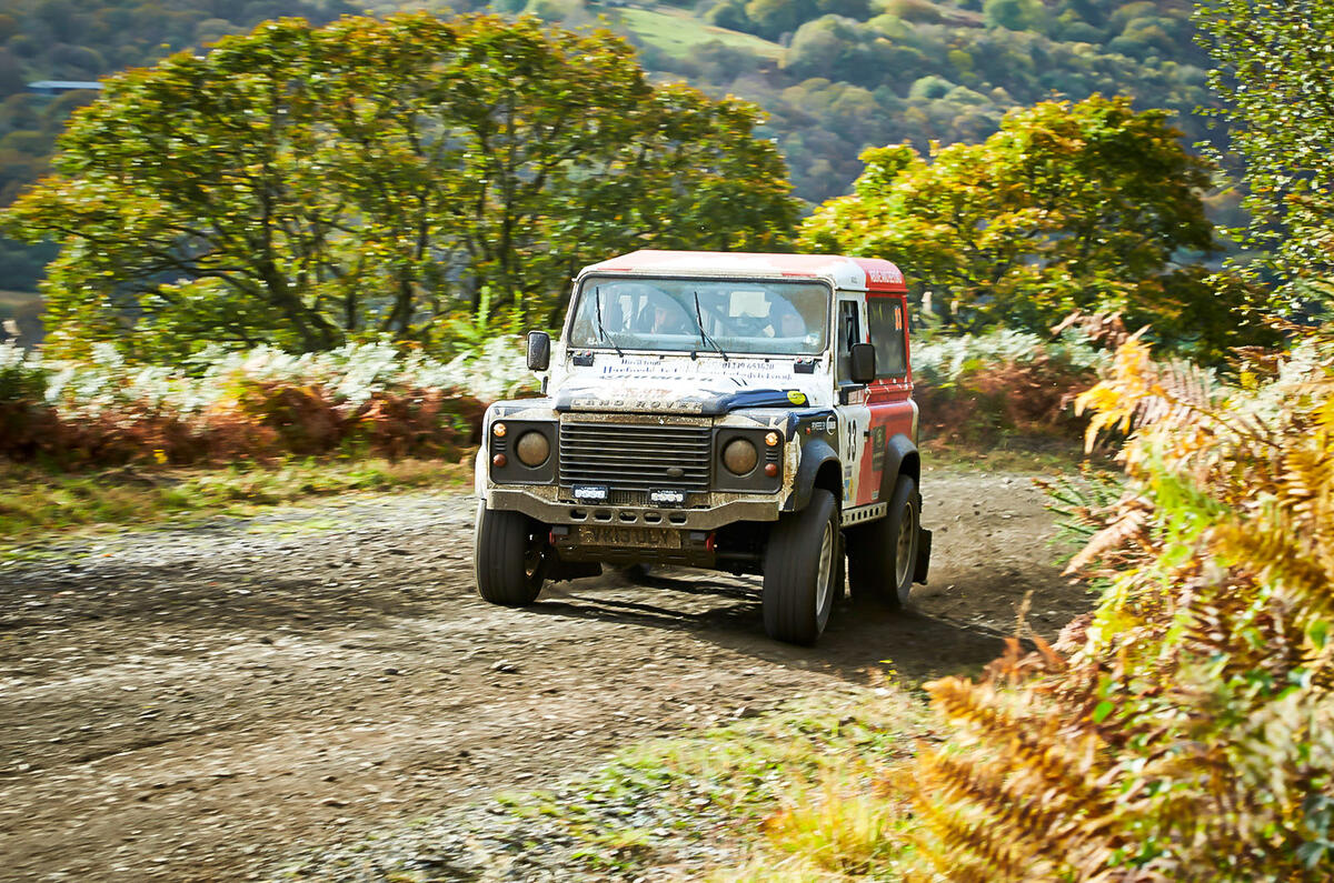 Racing in the Land Rover Defender Challenge - picture special Racing in the Land Rover Defender Challenge - picture special