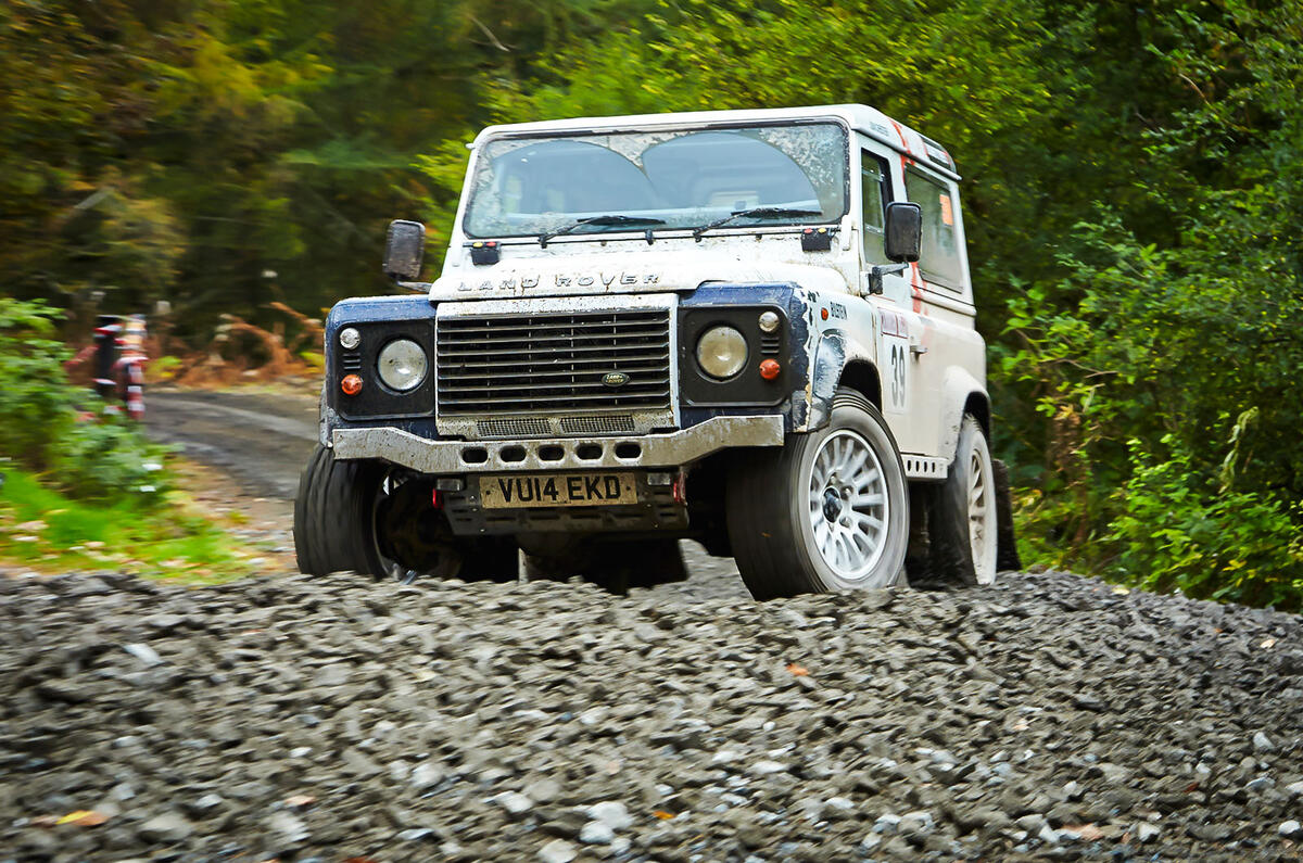 Racing in the Land Rover Defender Challenge - picture special Racing in the Land Rover Defender Challenge - picture special