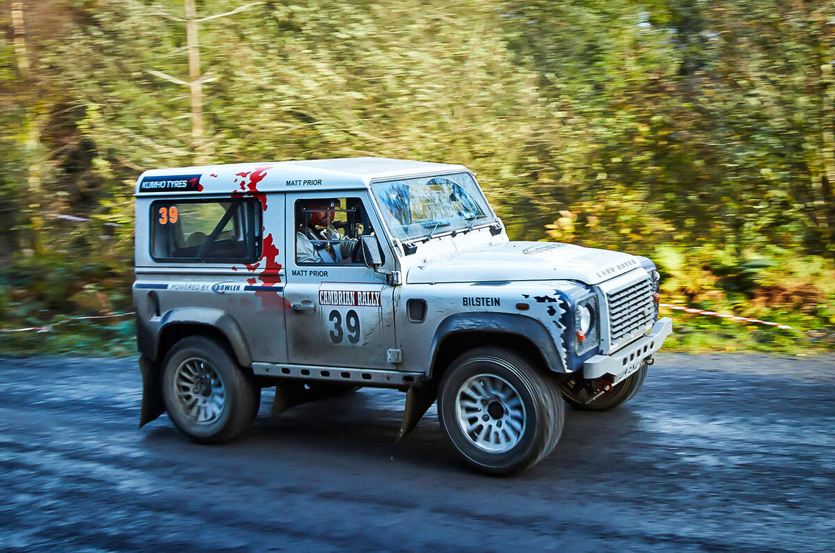 Racing in the Land Rover Defender Challenge - picture special Racing in the Land Rover Defender Challenge - picture special