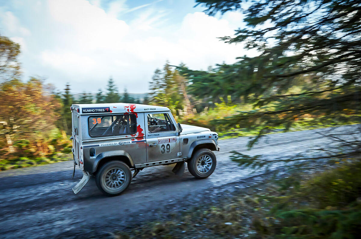 Racing in the Land Rover Defender Challenge - picture special Racing in the Land Rover Defender Challenge - picture special