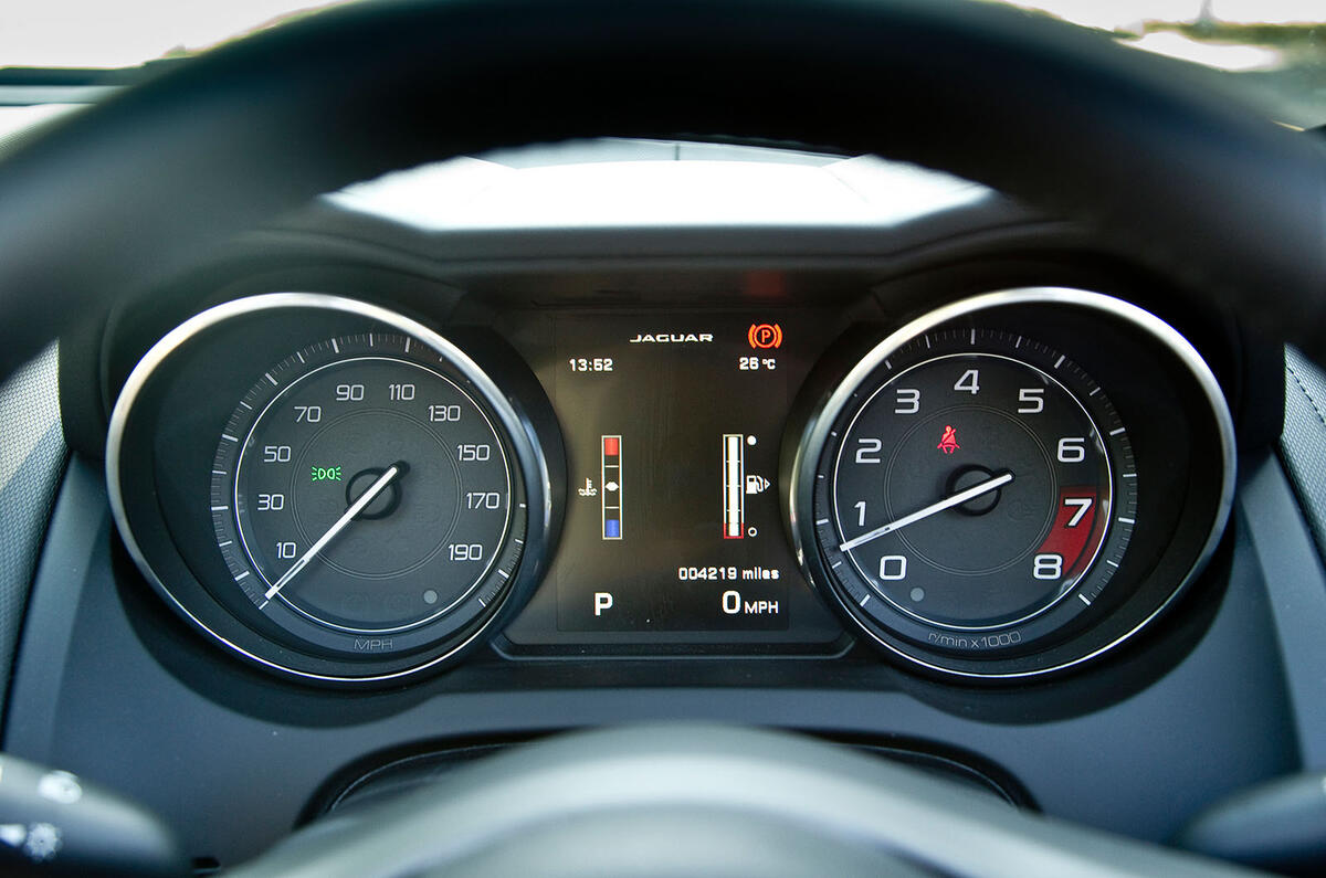 Cockpit comparison - Jaguar F-type versus Eurofighter Typhoon
