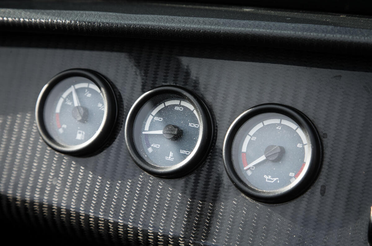 Caterham 620S gauges up close