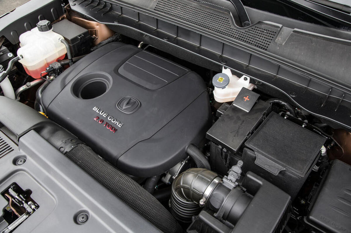 2.0-litre Changan CS95 petrol engine