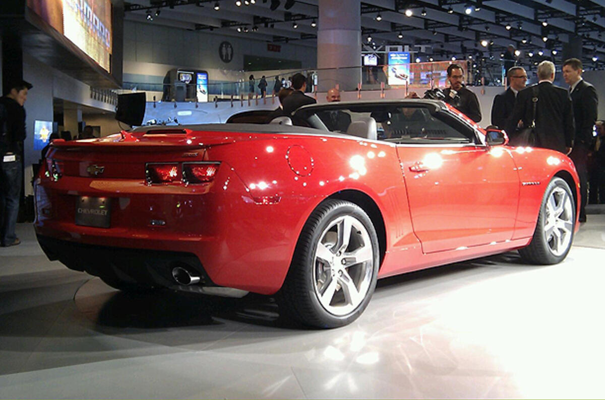 LA motor show: Camaro convertible