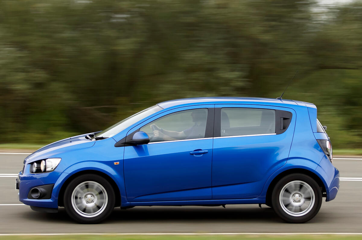 Like most economy-minded diesels, the Aveo 1.3 VCDi comes with a five-speed gearbox with quite leggy ratios Economy-minded Chevrolet Aveo