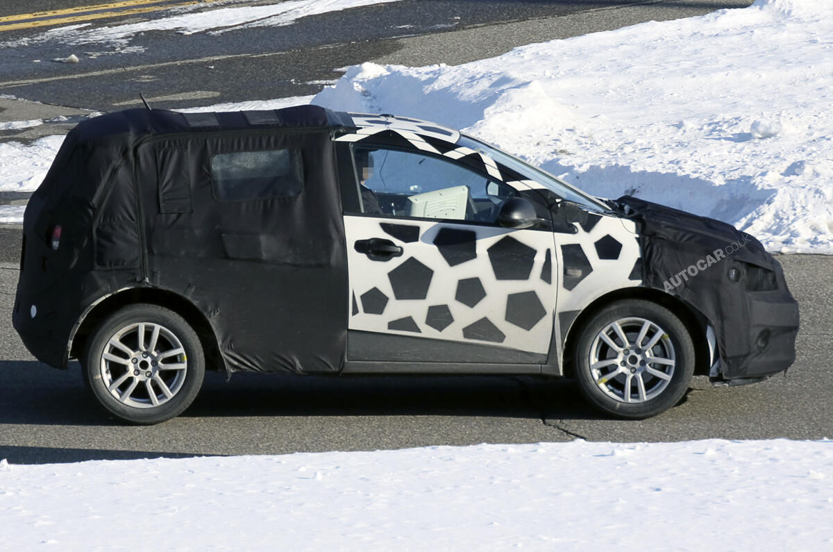 no title New Chevrolet Aveo spied