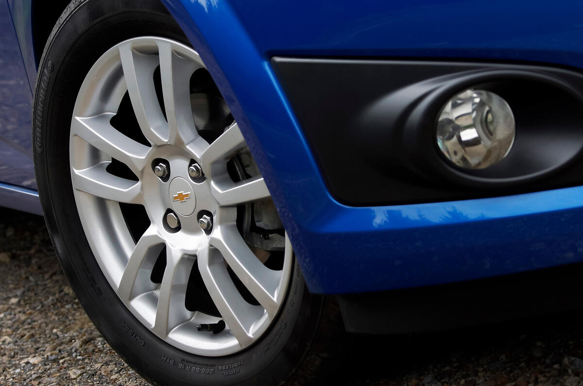 Eco models in the Chevrolet Aveo range get these 15in alloys as standard 15in Chevrolet Aveo alloys