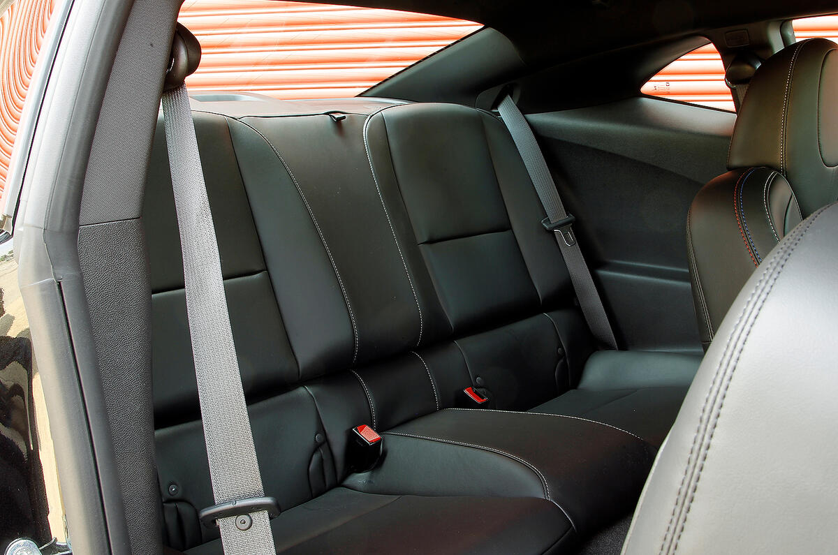 Chevrolet Camaro rear seats
