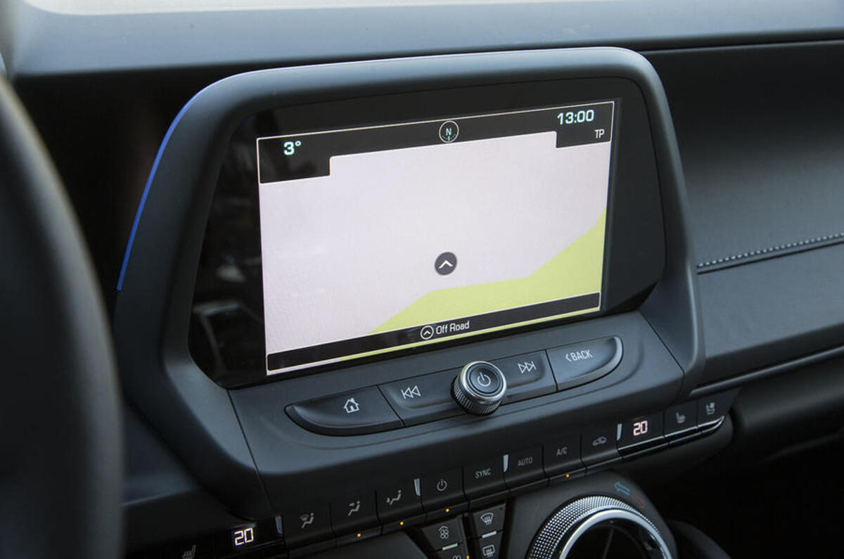 Chevrolet Camaro infotainment system