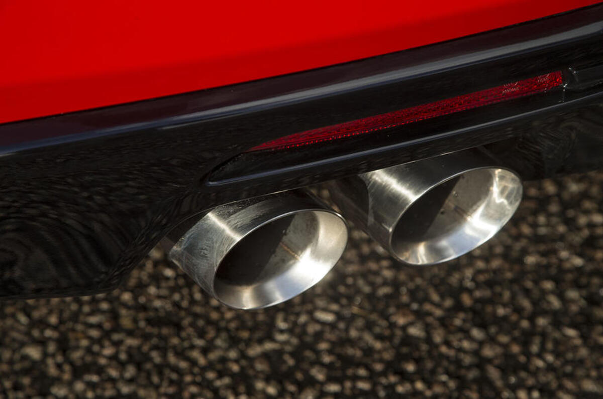 Chevrolet Camaro quad exhaust system