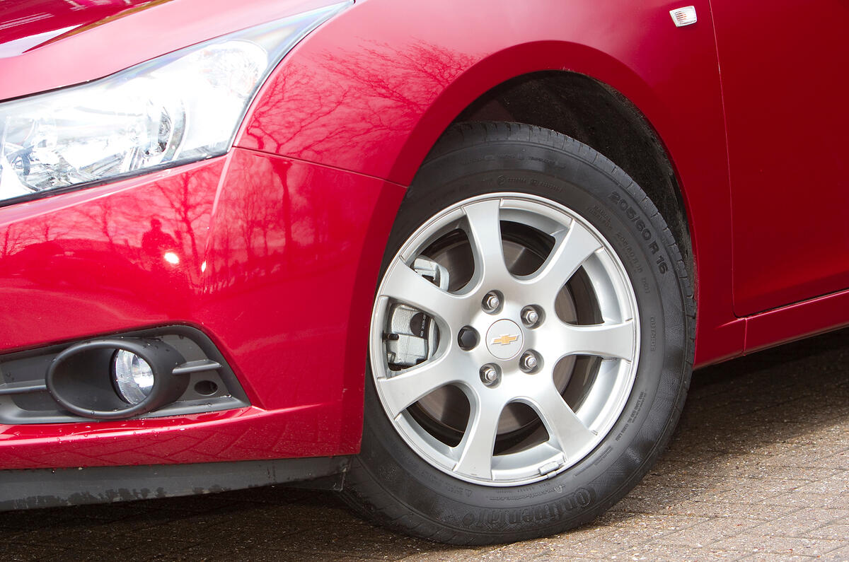 16in Chevrolet Cruze alloys