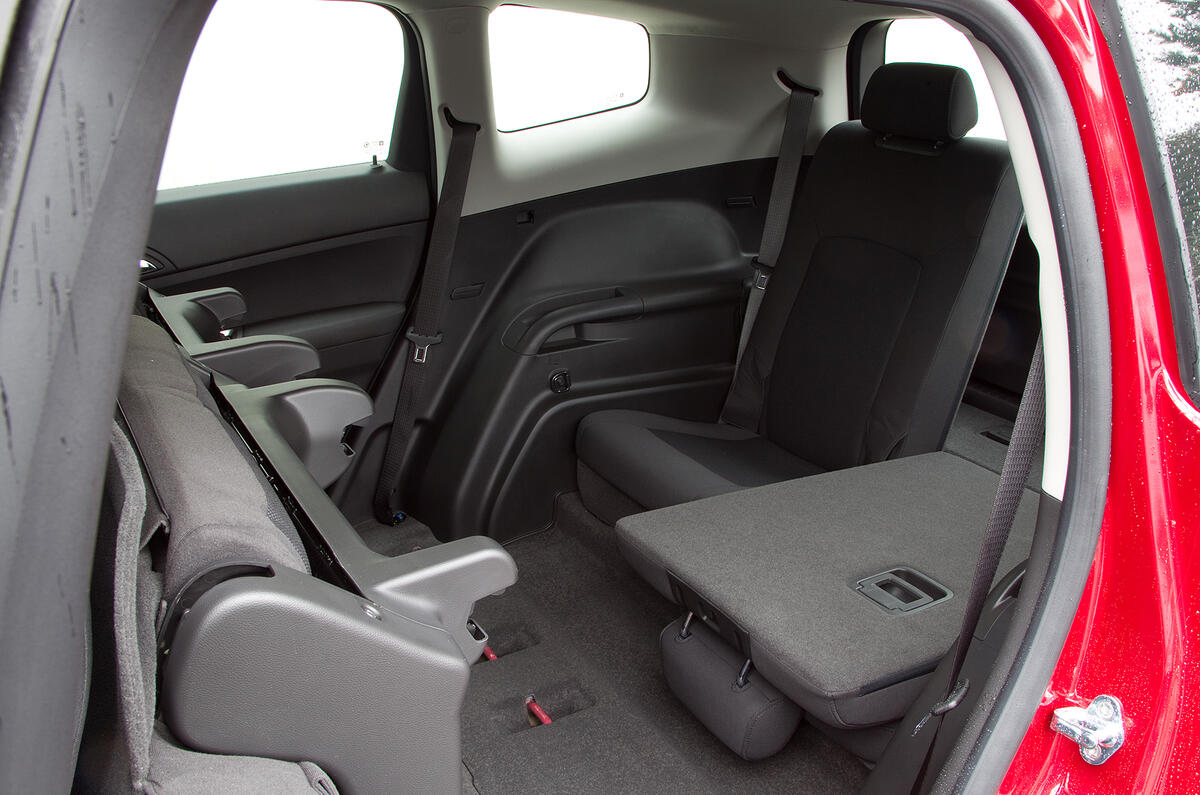 Chevrolet Orlando 2011-2015 review | Autocar Chevrolet Orlando 2011-2015 review | Autocar