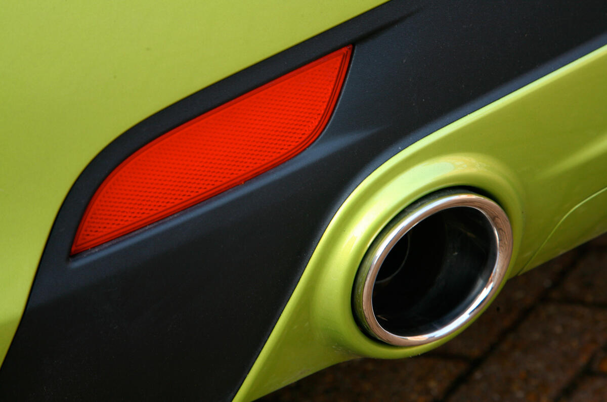 Chevrolet Spark exhaust