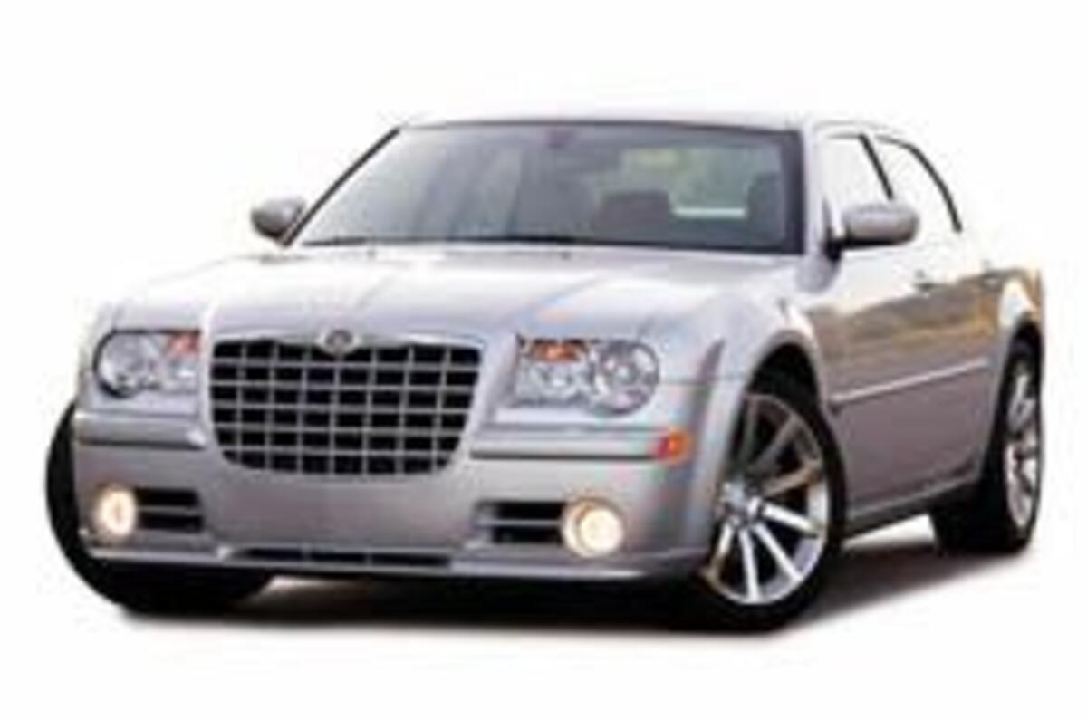 UK-bound 300C gets 6.1-litre V8