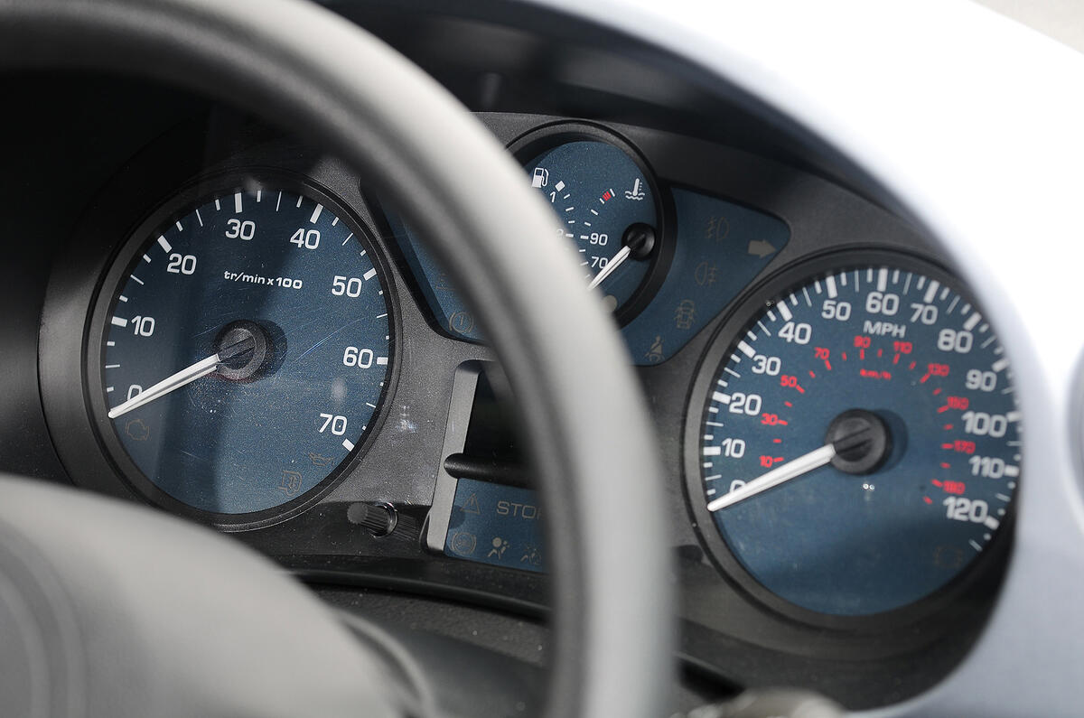 Citroën Berlingo instrument cluster