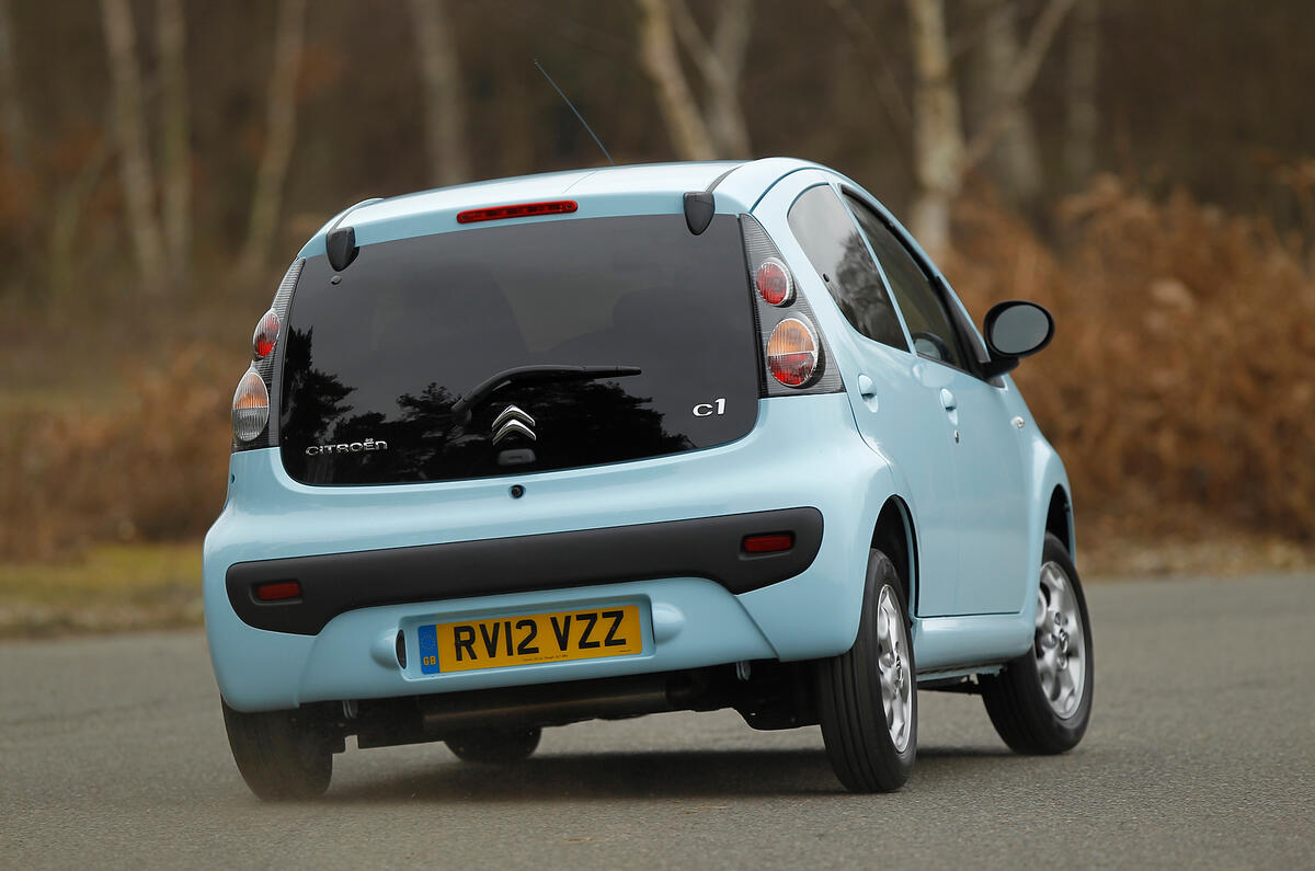 Citroën C1 rear cornering