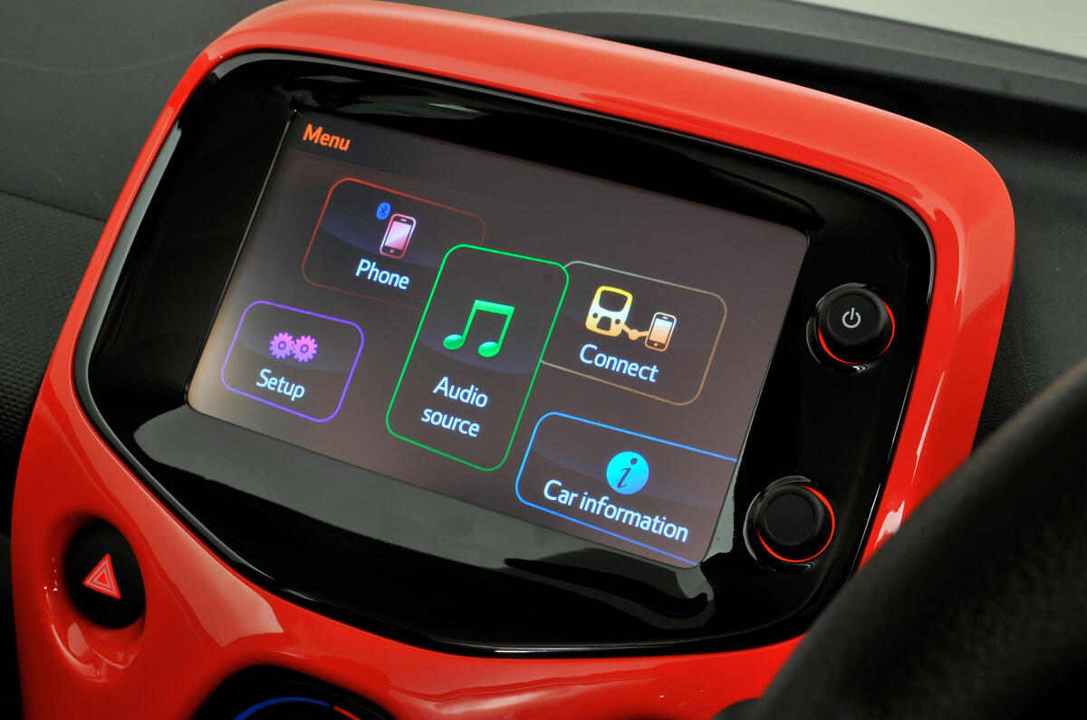 Citroen C1 infotainment
