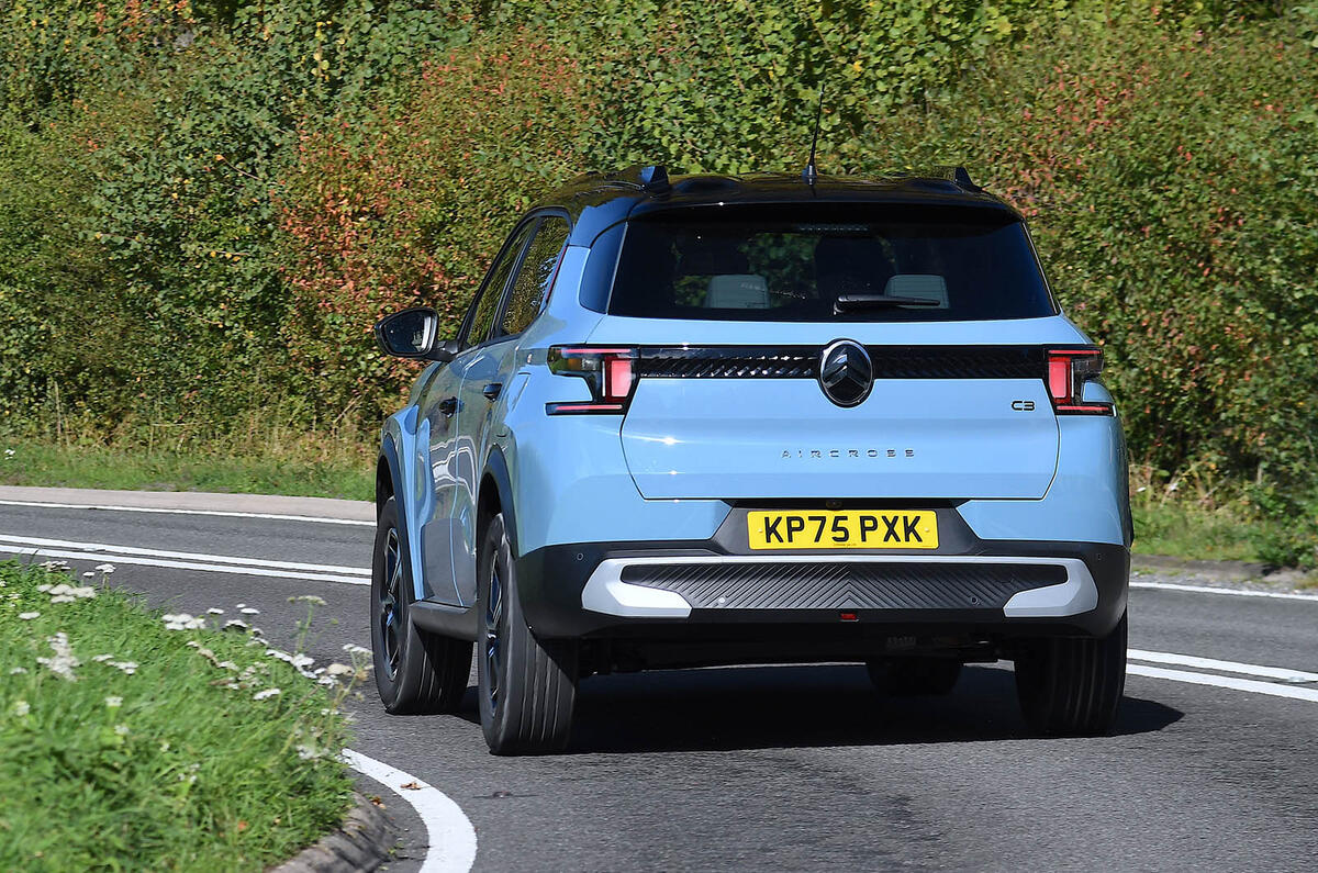 Citroen C3 Airocross : essai 2025 03 virage arrière Citroen C3 Airocross compte-rendu 2025 03 virage arrière