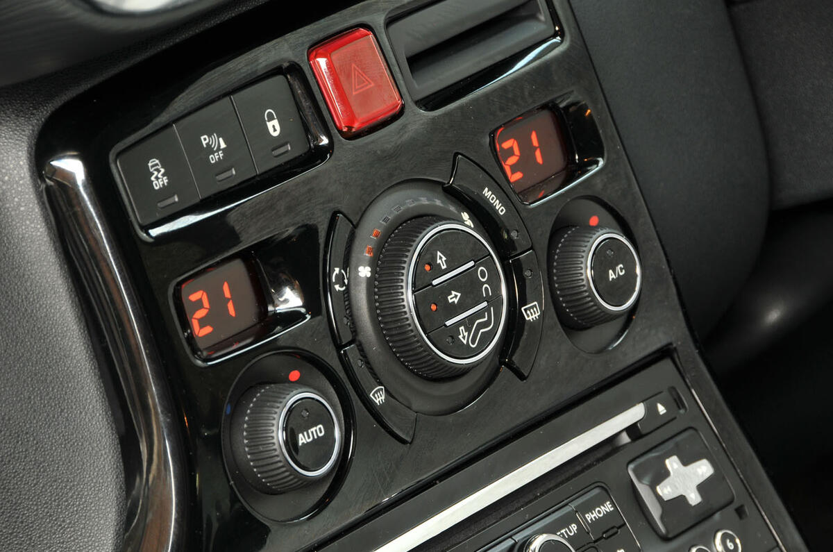 Citroën C3 Picasso climate controls