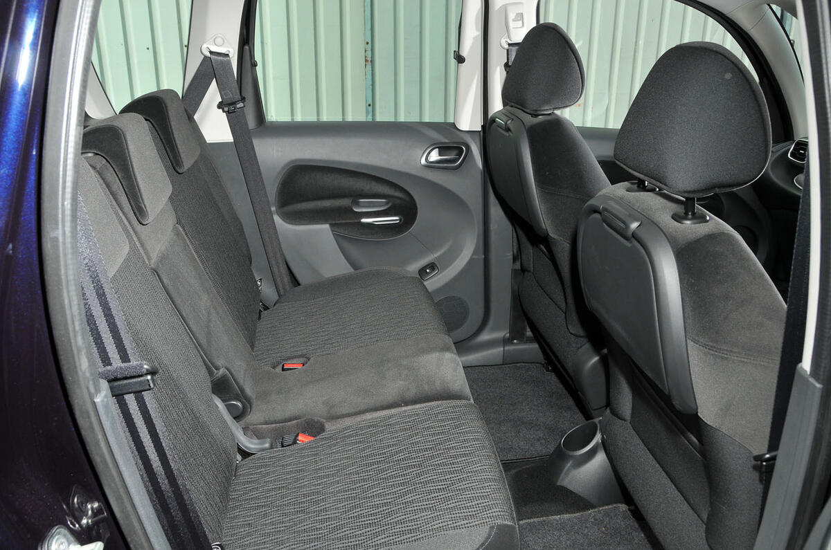 Citroën C3 Picasso rear seats