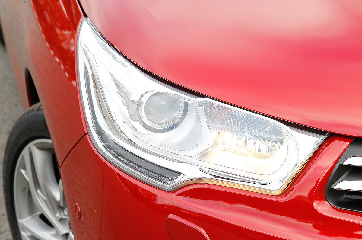 These bi-xenon headlamps are among the best we’ve tried CItroën C4 bi-xenon headlights