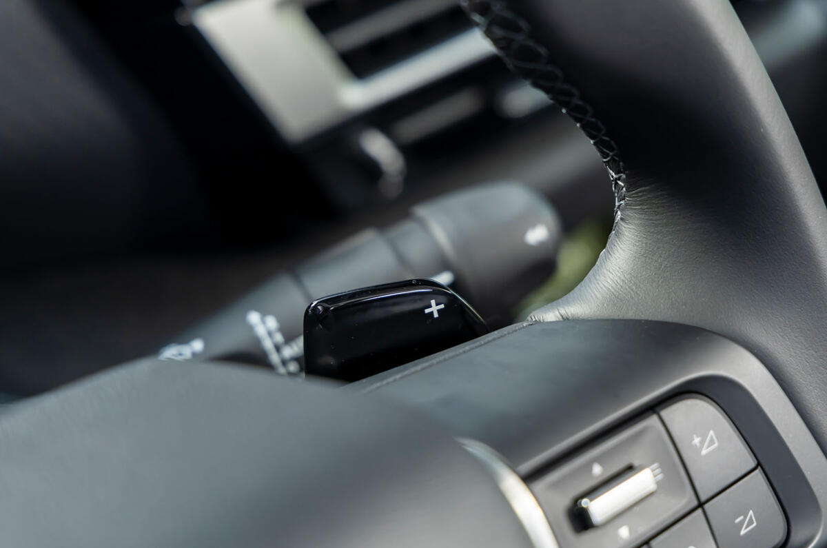 Citroen C4 review 2025 009 paddles