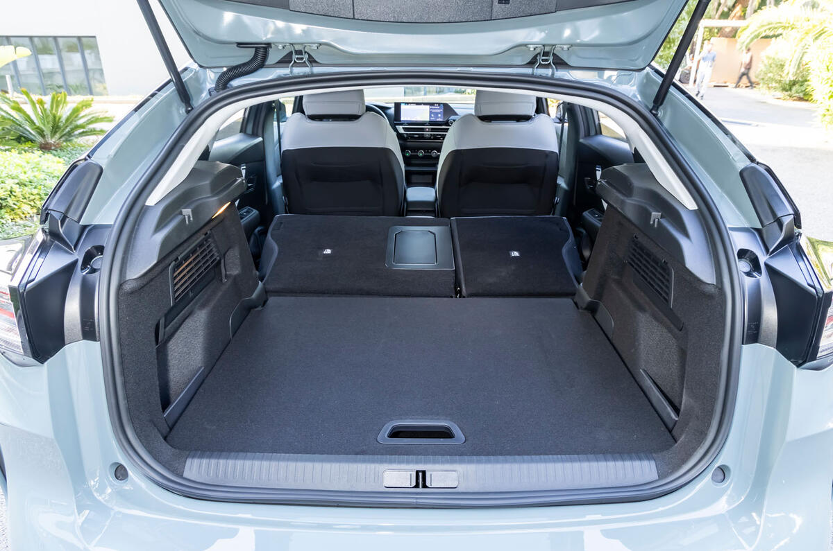 Citroen C4 review 2025 017 boot