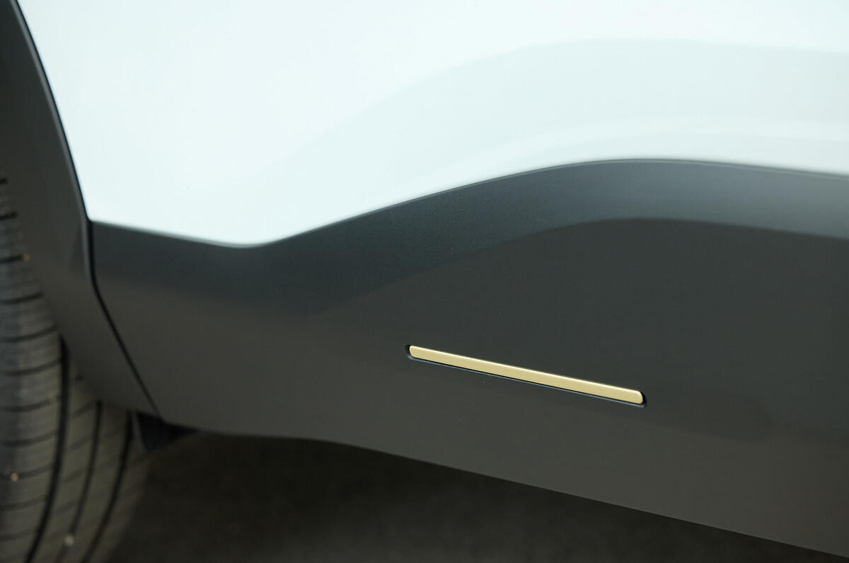 citroen C4 X review 2025 006 trim citroen C4 X review 2025 006 trim
