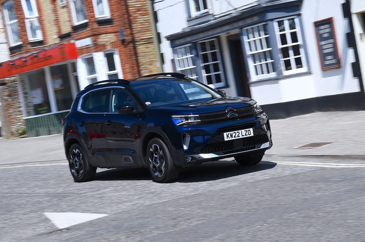 citroen c5 aircross driving