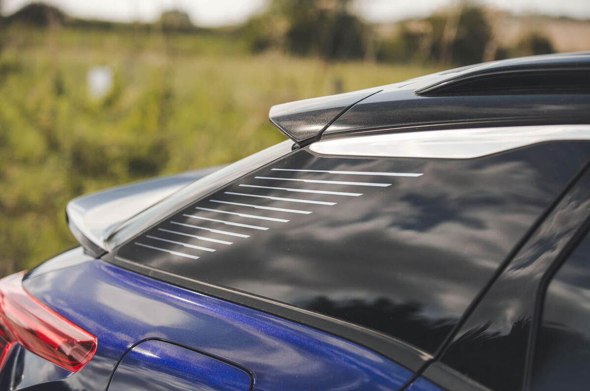 Citroen C5X review 2024 08 trim