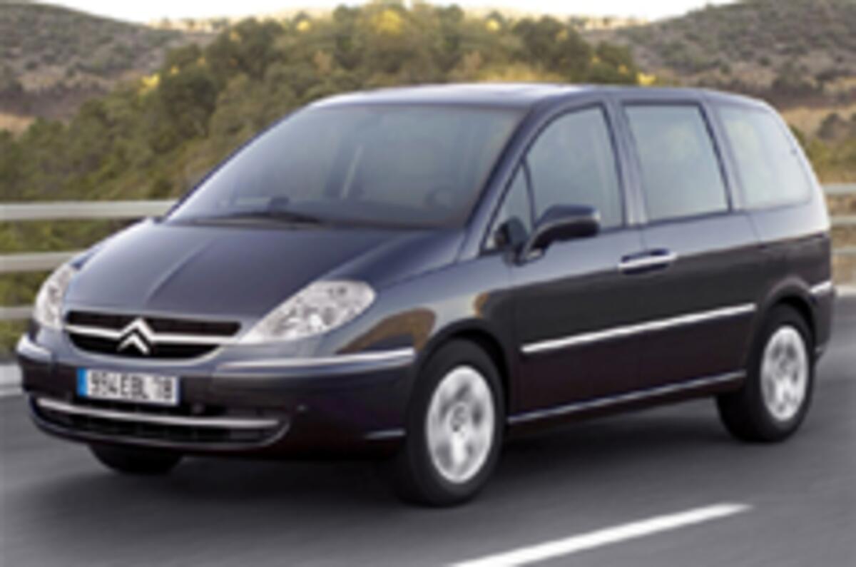 Citroen moves C8 upmarket