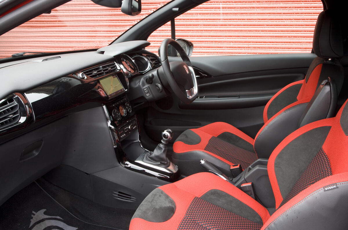 Lennon fans: 'boycott Citroen'